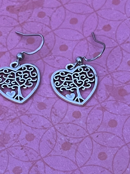 Boucles oreilles coeur arbre de vie couleur argent Comme un ange