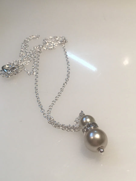 Collier perles, collier mariage, bal des finissants, bridemaids party, dame d'honneur, bff, cadeau femme, lady necklace Comme un ange