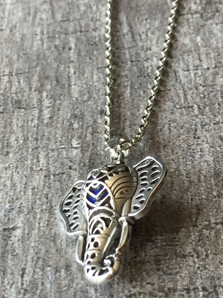 Breloque elephant charm necklace diffuseur, Collier d'aromathérapie, huile essentielle, aromatherapy necklace, lava beads Comme un ange