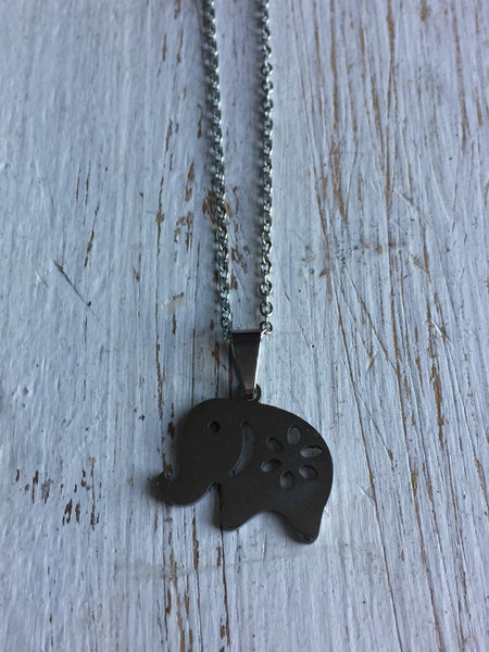 Collier éléphant Bijoux éléphant Collier animal totem Symbole éléphant Collier sagesse éléphant Comme un ange