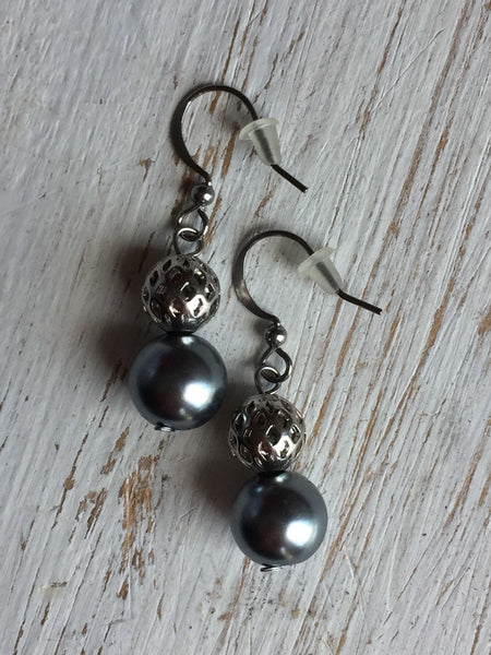 Chic boucles d'oreille perle ton champagne or, chic and delicate bride earrings or 5-7 or soecial event jewelry Comme un ange