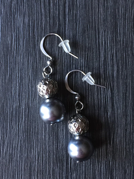 Chic boucles d'oreille perle ton champagne or, chic and delicate bride earrings or 5-7 or soecial event jewelry Comme un ange