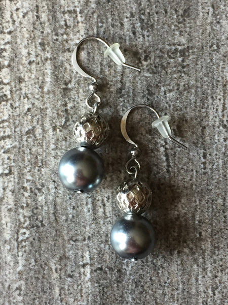 Chic boucles d'oreille perle ton champagne or, chic and delicate bride earrings or 5-7 or soecial event jewelry Comme un ange