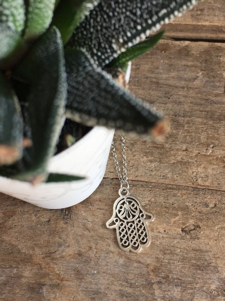 Main hamsa main protectrice Comme un ange