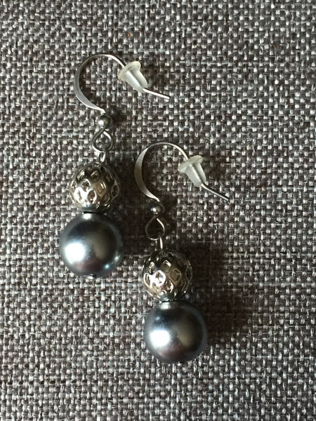 Chic boucles d'oreille perle ton champagne or, chic and delicate bride earrings or 5-7 or soecial event jewelry Comme un ange