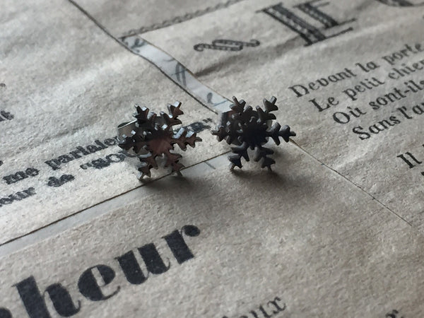 Boucles d’oreilles Flocon de neige couleur argent  stud snow flake silver Comme un ange