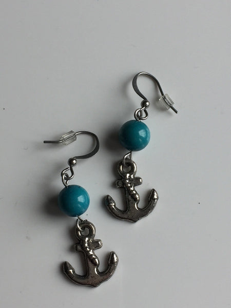 rustic anchor earring, little silver anchor, anchor charm, delicate anchor earrings Comme un ange