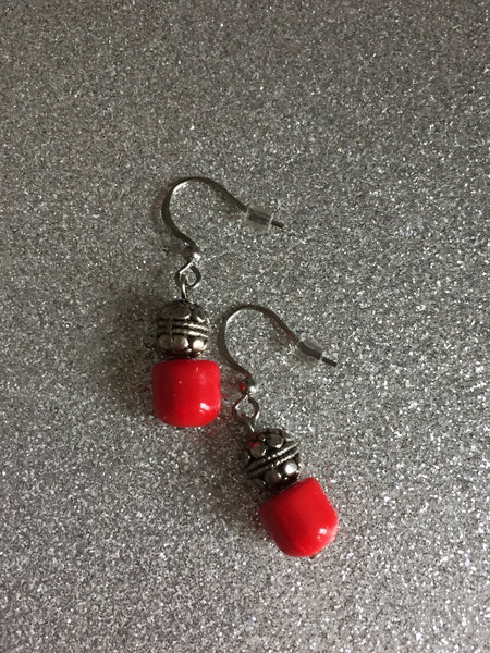 Boucles d’oreilles rouges boule métallique red earrings metal ball Comme un ange