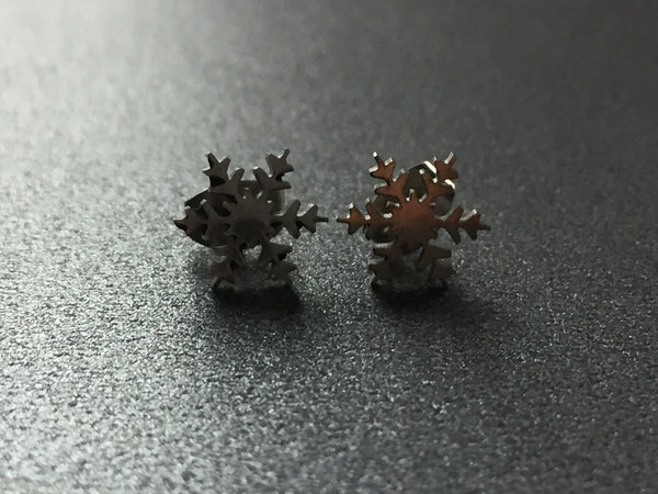 Boucles d’oreilles Flocon de neige couleur argent  stud snow flake silver Comme un ange