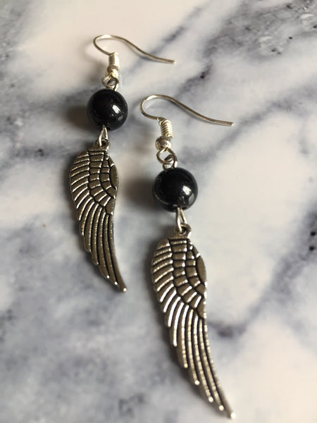 Boucles d’oreilles ailes d’ange perle noire Wing Angel Comme un ange