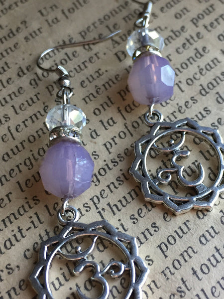 OM Earring boucles d’oreilles zen yoga OM chakras Comme un ange