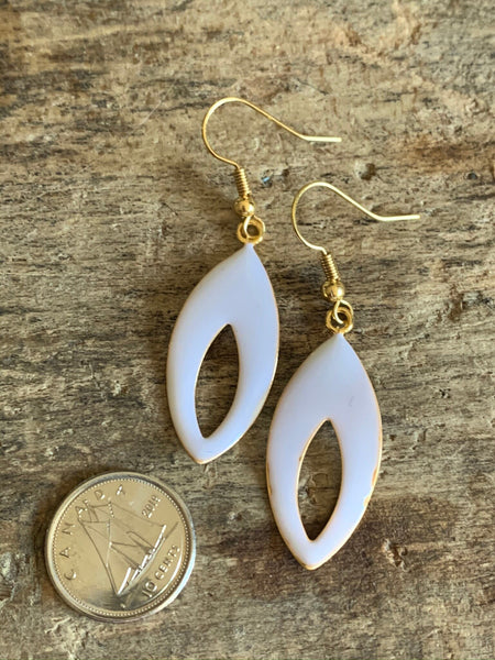 Boucles d’oreilles blanche et or chic Comme un ange