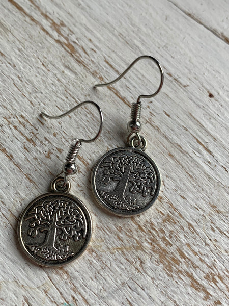 Boucles d’oreilles breloque couleur ton argent arbre de vie Bijoux Arbre de Vie - Symboles de Protection et d'Harmonie Comme un ange
