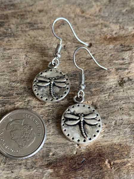Boucles d’oreilles breloque médaillon argent libellule Comme un ange
