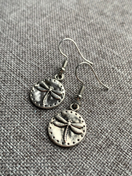 Boucles d’oreilles breloque médaillon argent libellule Comme un ange