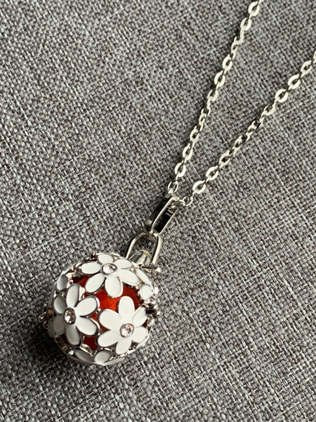 Collier breloque fleurs argent bijoux diffuseur Comme un ange