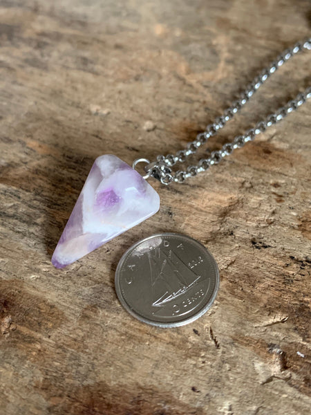 Collier pendule breloque pierre mauve amethyste Comme un ange