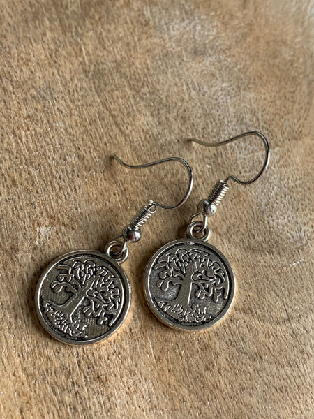 Boucles d’oreilles breloque couleur ton argent arbre de vie Bijoux Arbre de Vie - Symboles de Protection et d'Harmonie Comme un ange
