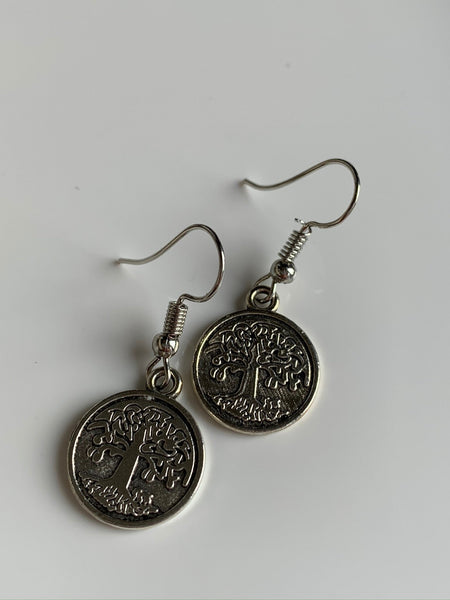 Boucles d’oreilles breloque couleur ton argent arbre de vie Bijoux Arbre de Vie - Symboles de Protection et d'Harmonie Comme un ange