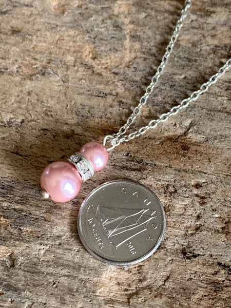 Collier chic chaîne argent délicate perles roses et alliage de métaux argent Comme un ange