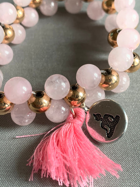 Bracelet billes de verre rose et or avec breloque argent bouddha Comme un ange