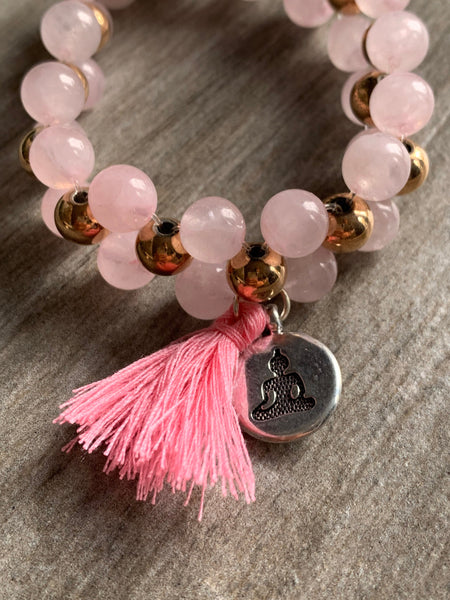Bracelet billes de verre rose et or avec breloque argent bouddha Comme un ange
