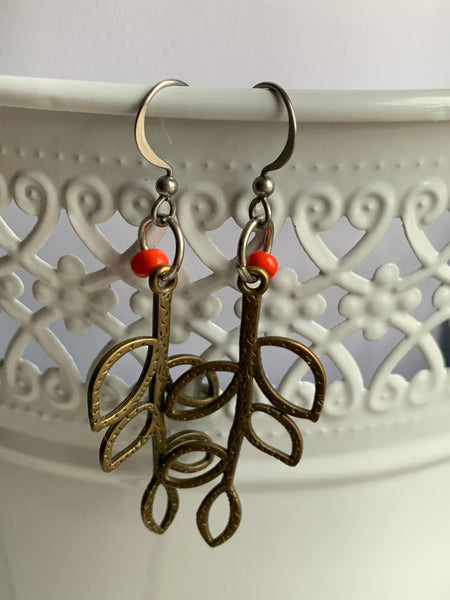 Boucles d’oreilles breloque feuilles bronze Comme un ange