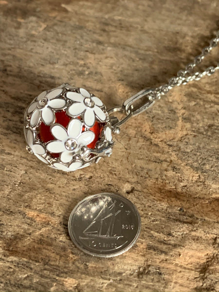 Collier breloque fleurs argent bijoux diffuseur Comme un ange