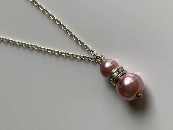 Collier chic chaîne argent délicate perles roses et alliage de métaux argent Comme un ange