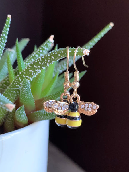 Boucles d’oreilles alliage de métaux or breloque abeille Comme un ange