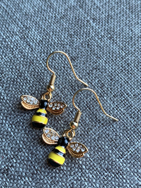 Boucles d’oreilles alliage de métaux or breloque abeille Comme un ange