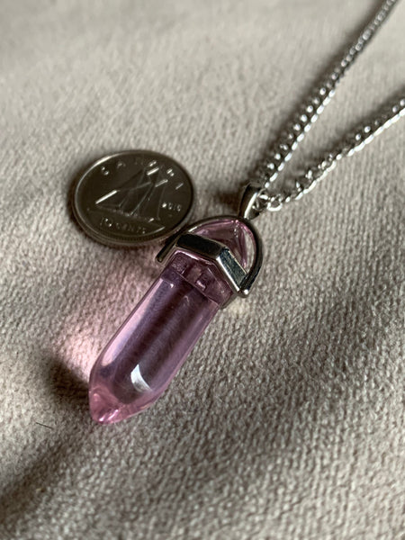 Collier breloque alliage de métaux argent pierre rose transparente pendule pendulum mystique Comme un ange