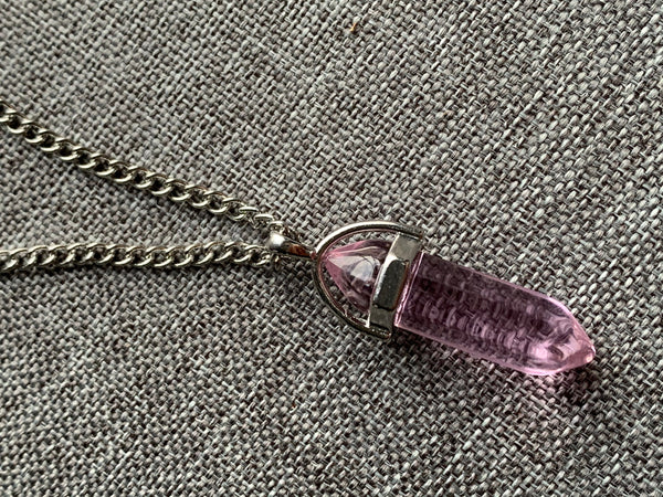 Collier breloque alliage de métaux argent pierre rose transparente pendule pendulum mystique Comme un ange