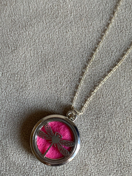 Collier alliage de métaux argent breloque libellule bijoux diffuseur Comme un ange