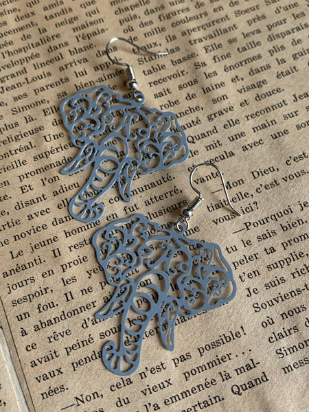 Boucles d’oreilles breloque éléphant gris alliage de métaux Comme un ange