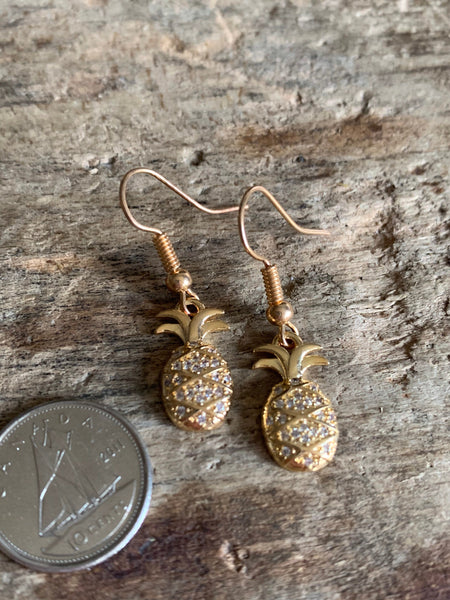 Boucles d’oreilles breloque ananas or Comme un ange