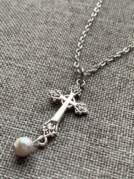 Collier breloque croix  argent Comme un ange