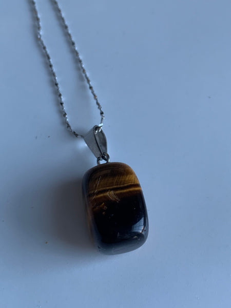 Collier breloque argent et pierre œil de tigre sur chaîne délicate argenté Comme un ange