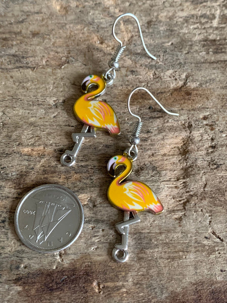 Boucles d’oreilles breloque flamant rose jaune alliage de métaux argent Comme un ange