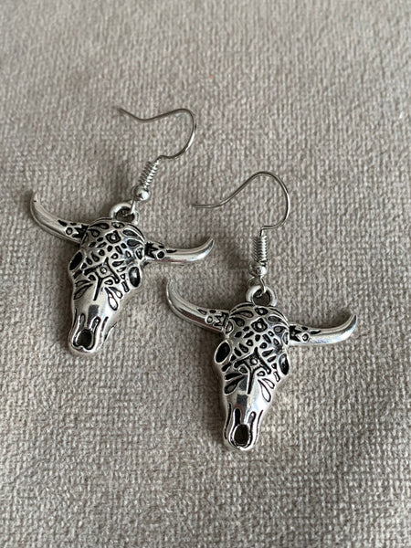 Boucles d’oreilles tête de taureau argent Comme un ange