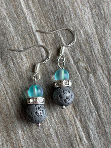 Boucles d’oreilles pierre de lave grise bijoux diffuseur aromathérapie bille de bleue Comme un ange