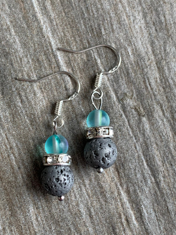 Boucles d’oreilles pierre de lave grise bijoux diffuseur aromathérapie bille de bleue Comme un ange