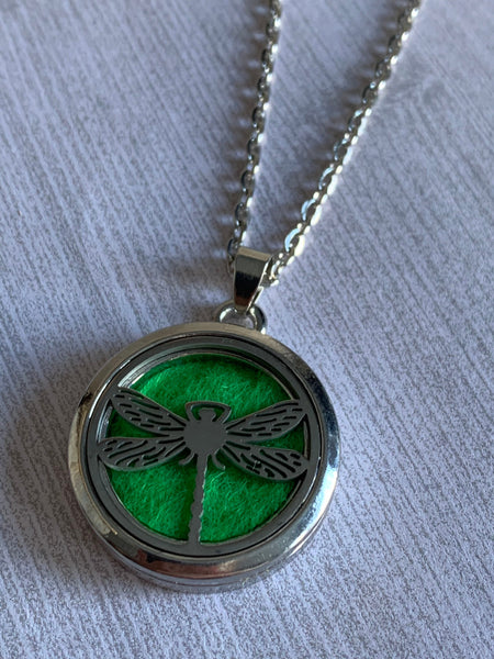 Collier aromathérapie libellule necklace dragon fly essentiel oil Comme un ange