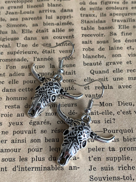 Boucles d’oreilles tête de taureau argent Comme un ange