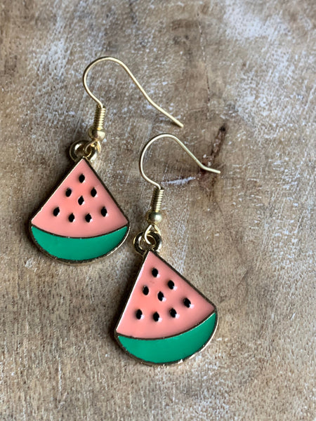 Boucles d’oreilles breloque melon d’eau rose water melon earrings Comme un ange