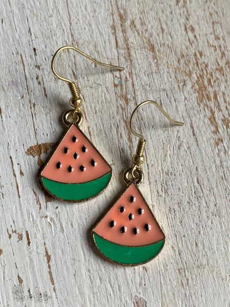 Boucles d’oreilles breloque melon d’eau rose water melon earrings Comme un ange