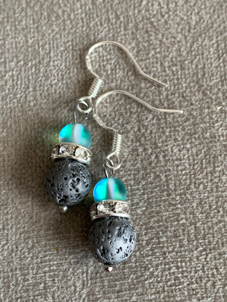 Boucles d’oreilles pierre de lave grise bijoux diffuseur aromathérapie bille de bleue Comme un ange