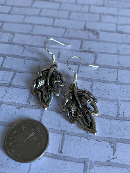 Boucles d’oreilles breloque feuilles alliage de métaux argent Comme un ange