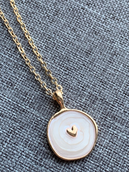 Collier cœur nacré au ton or Comme un ange