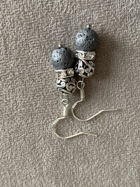 Boucles d’oreilles billes de pierre de lave grises et billes argent bijoux diffuseur aromathérapie stress relief Comme un ange